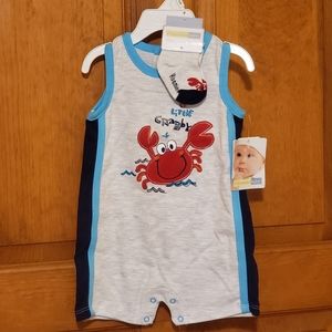 *NWT* Vitamins Baby one piece romper with matching socks,  size 6 mos